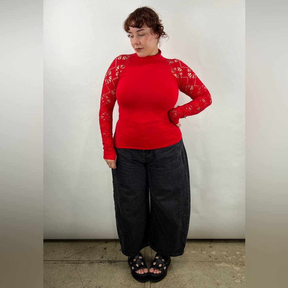 V. LOOK BOOK - Picture 11 of 15